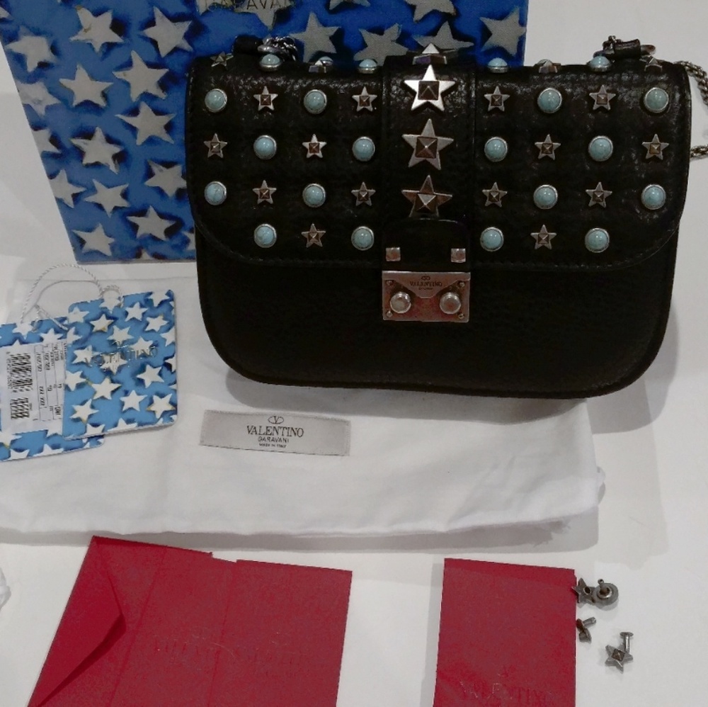 🎈SOLD!🎈 Valentino Rockstud Star Chain Bag - Picture 3 of 8